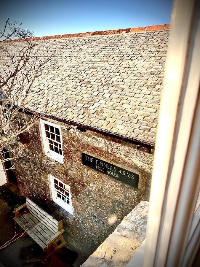 The White House At The Tinners Arms St Ives Exterior foto